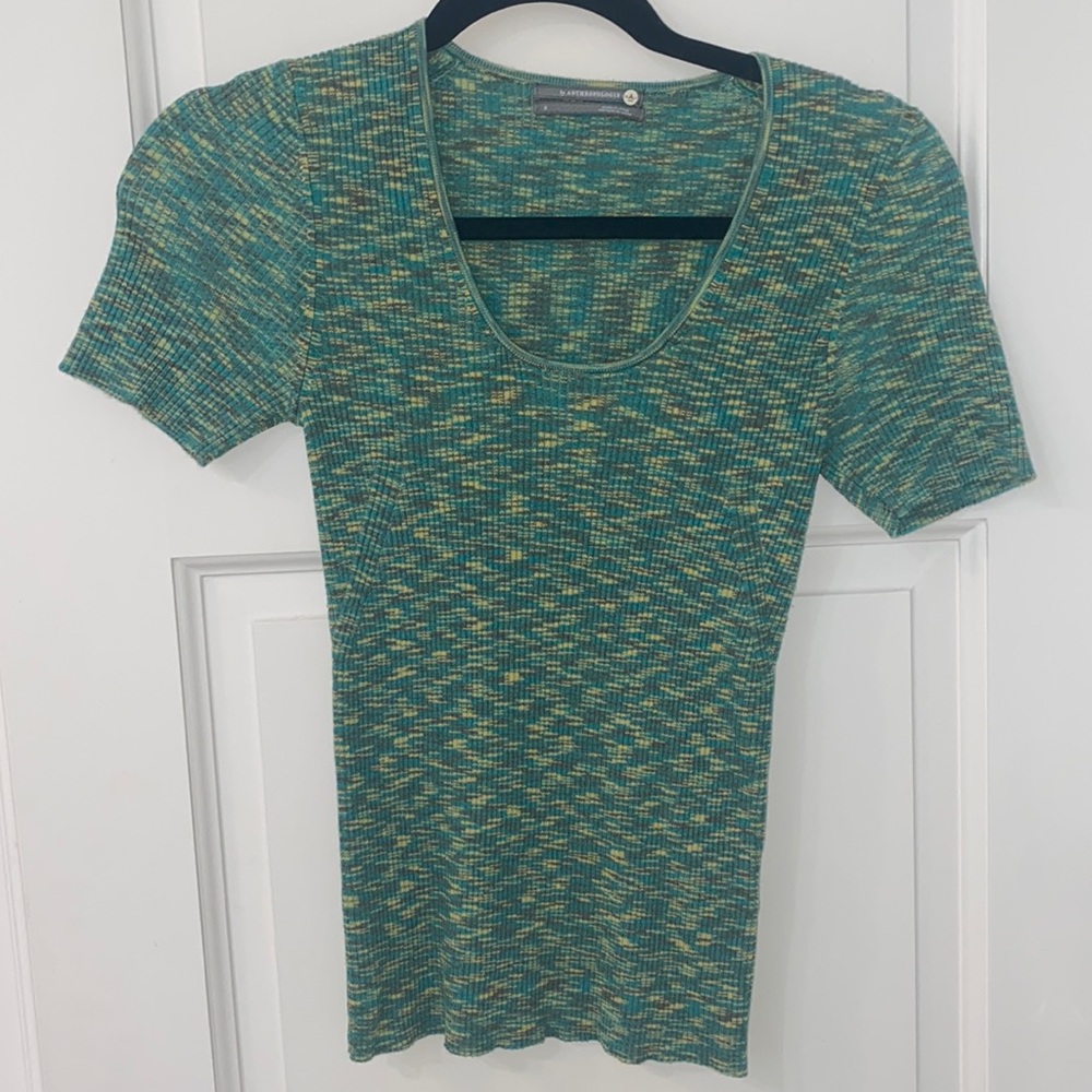 Stretchy retro top